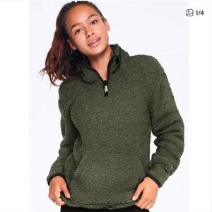 VS Pink Green Sherpa